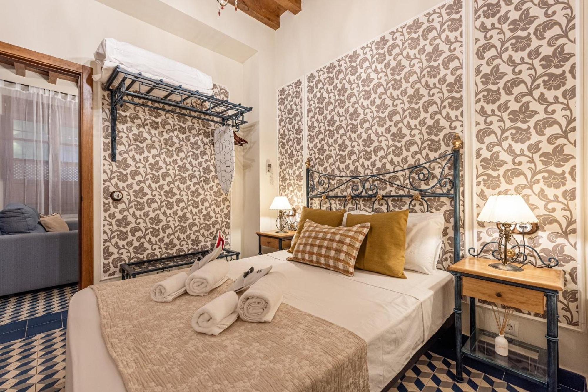 Casa Museo La Merced By Stay Unique Malaga Room photo